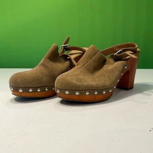 Lucky Brand Clogs - Taupe suede and wood